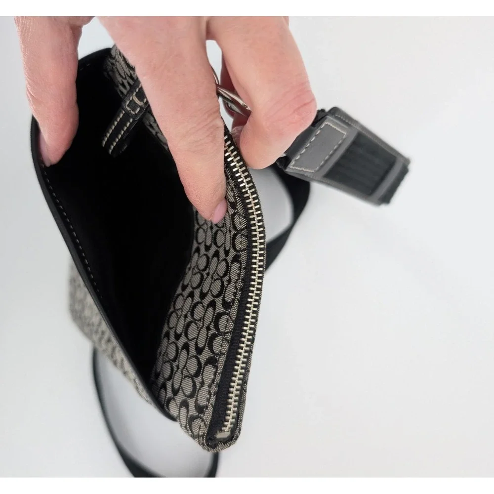 Coach Gray Black Signature‎ Mini C Canvas Leather Trim Crossbody Bag Y2K Classic - Picture 9 of 13